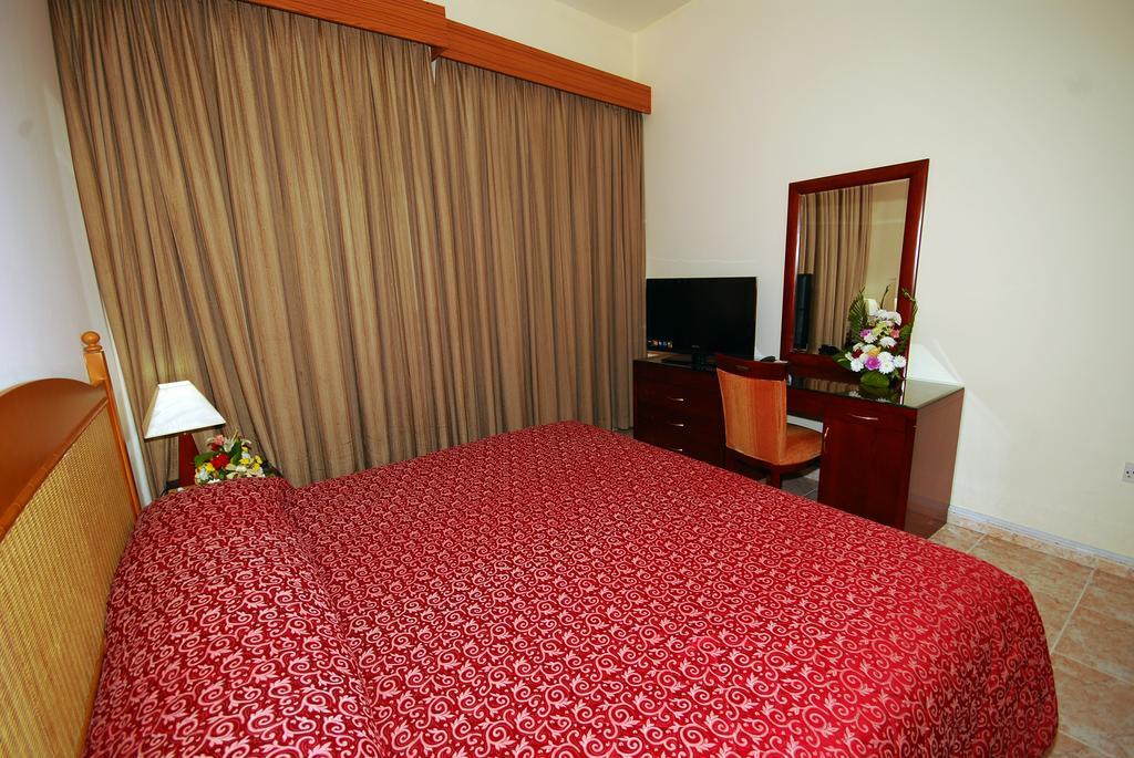 Ramee Guestline Hotel Apartments-1 Abu Dhabi Buitenkant foto